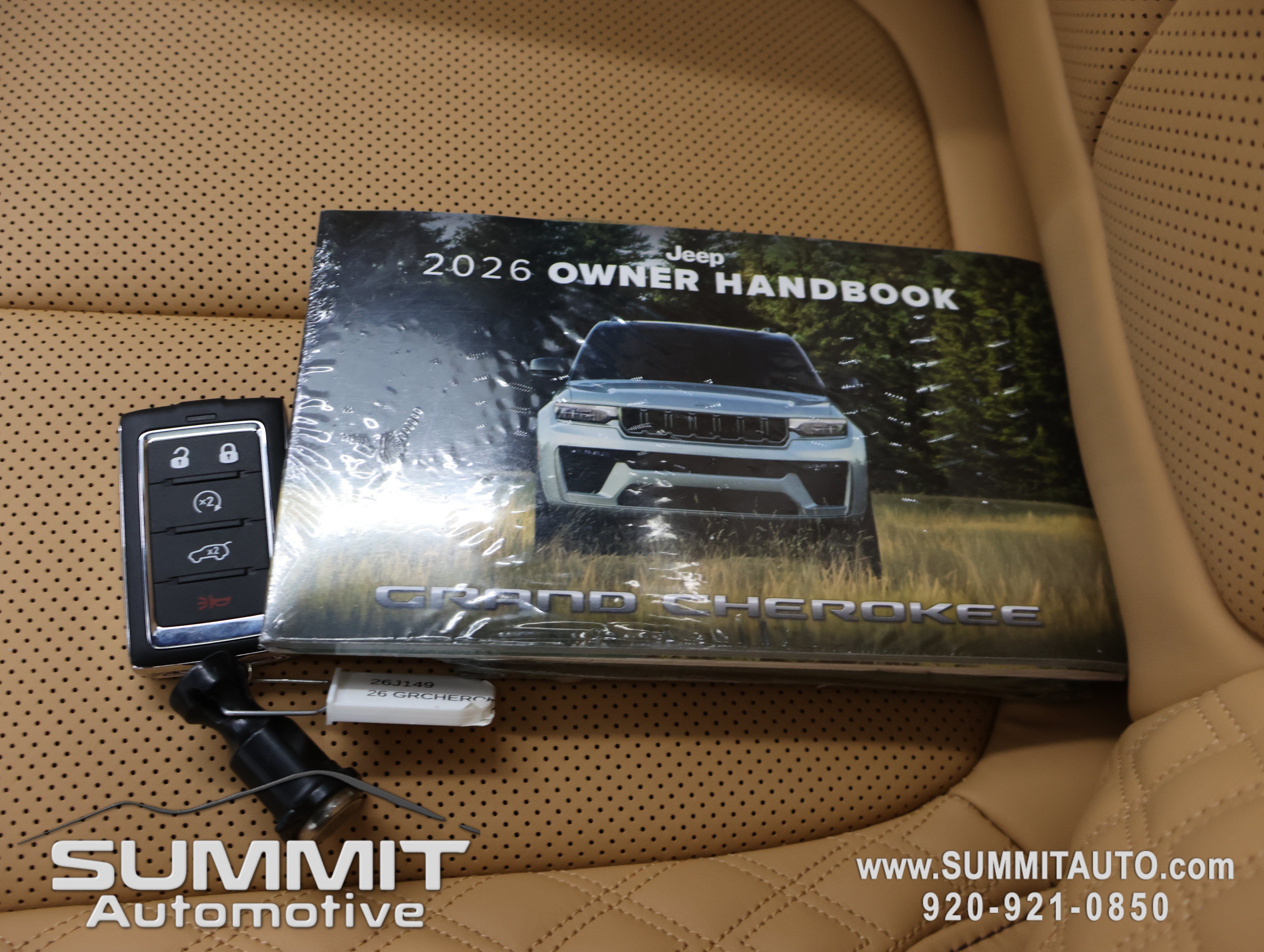 New 2026 Jeep Grand Cherokee L Summit w/ Obsidian Package AWD/4WD image 87