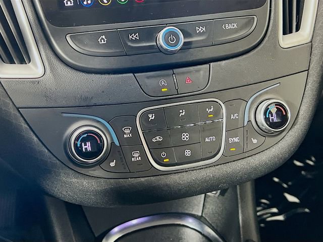 Used 2024 Chevrolet Malibu LT image 19