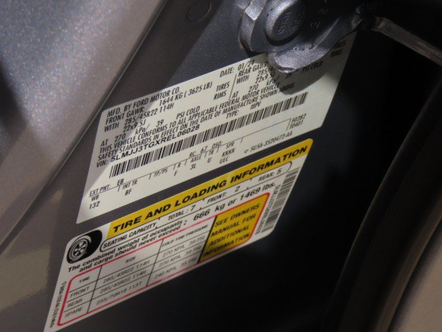 Used 2024 Lincoln Navigator L Black Label AWD/4WD image 32