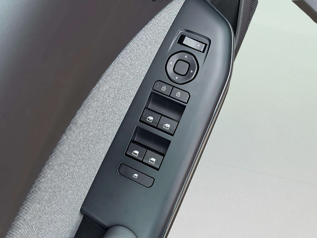 Used 2025 Kia K4 EX FWD image 27