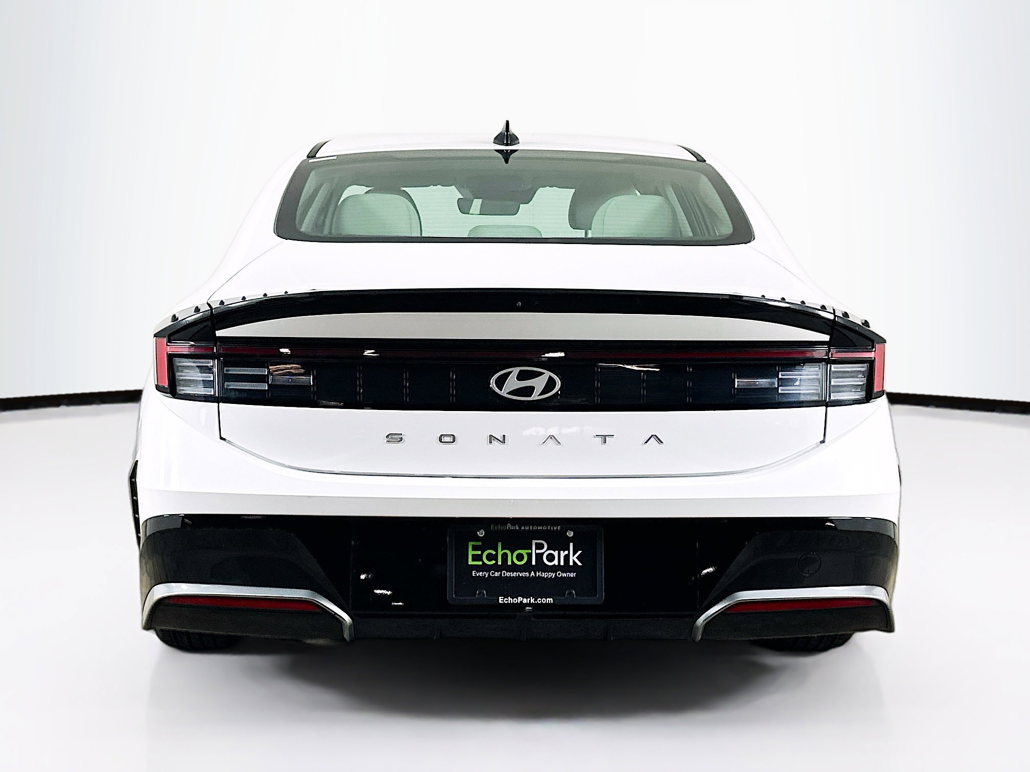 Used 2025 Hyundai Sonata SEL FWD image 7