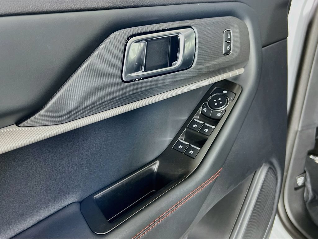 New 2026 Ford Explorer ST-Line AWD/4WD image 12
