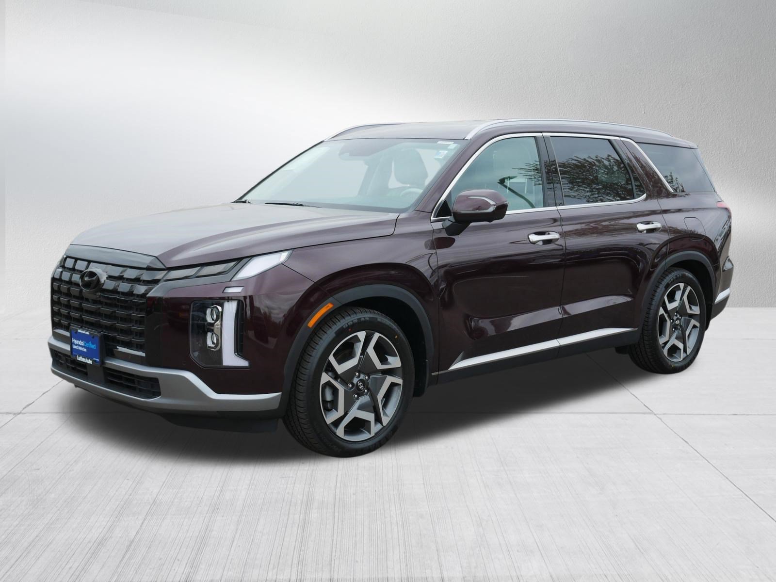 Certified 2023 Hyundai Palisade Limited AWD/4WD image 3