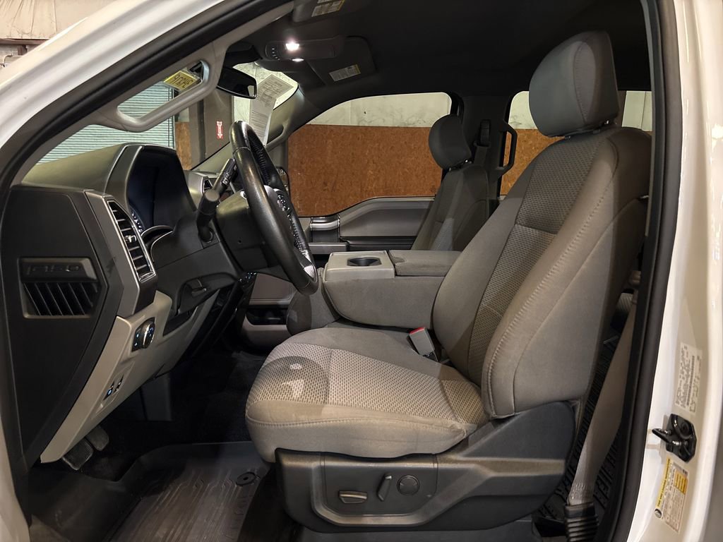 Used 2020 Ford F150 XLT w/ Equipment Group 302A Luxury image 9