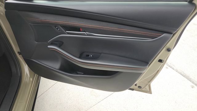 Used 2024 MAZDA MAZDA3 s image 21