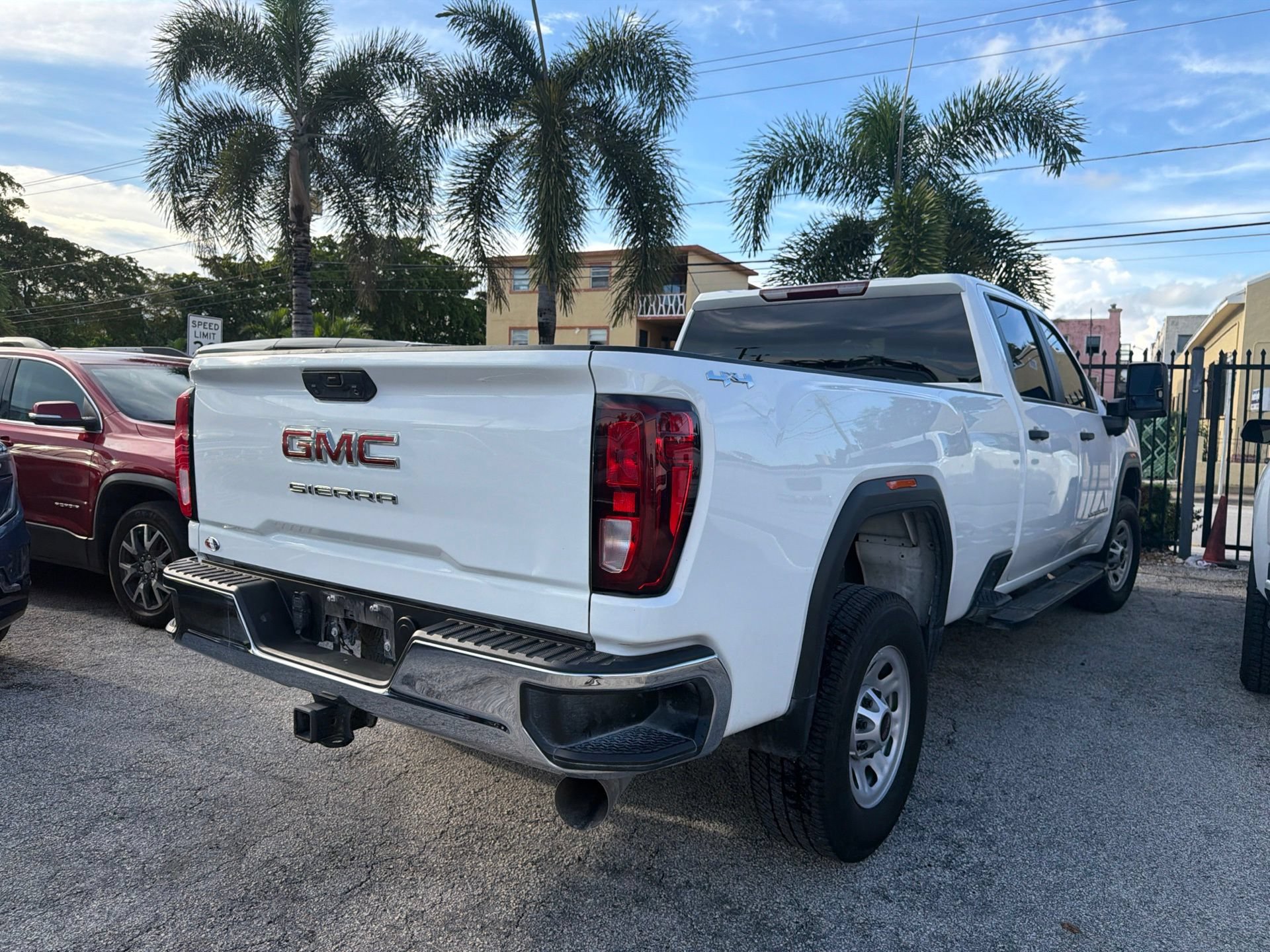 Used 2024 GMC Sierra 2500 Pro AWD/4WD image 8