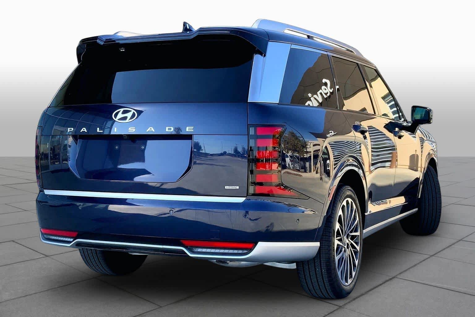 Certified 2026 Hyundai Palisade Calligraphy AWD/4WD image 13
