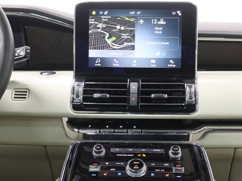 Used 2018 Lincoln Navigator L Reserve w/ Technology Package AWD/4WD image 34