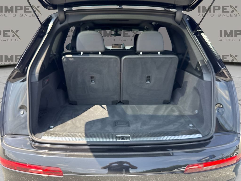 Used 2018 Audi Q7 3.0T Prestige w/ Prestige Package AWD/4WD image 27
