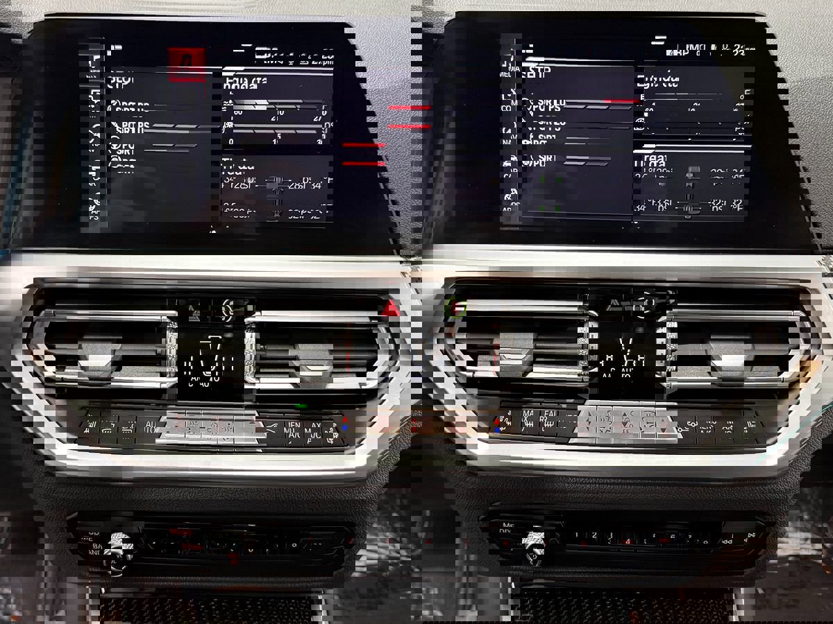 Used 2021 BMW M3 Competition image 32