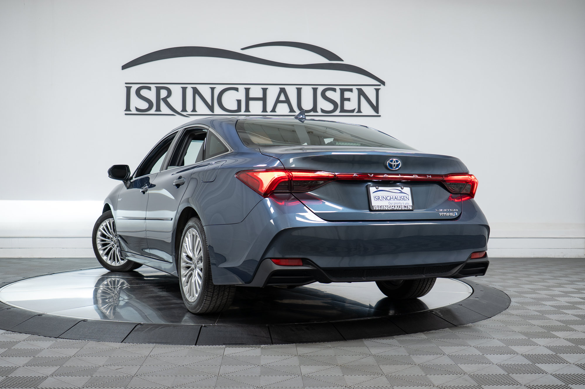 Used 2021 Toyota Avalon Limited w/ Protection Package (TMS) FWD image 28