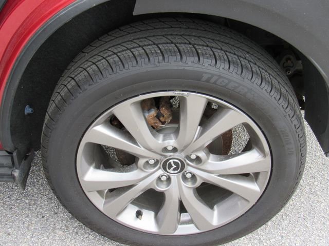 Used 2020 MAZDA CX-30 FWD w/ Premium Package image 15