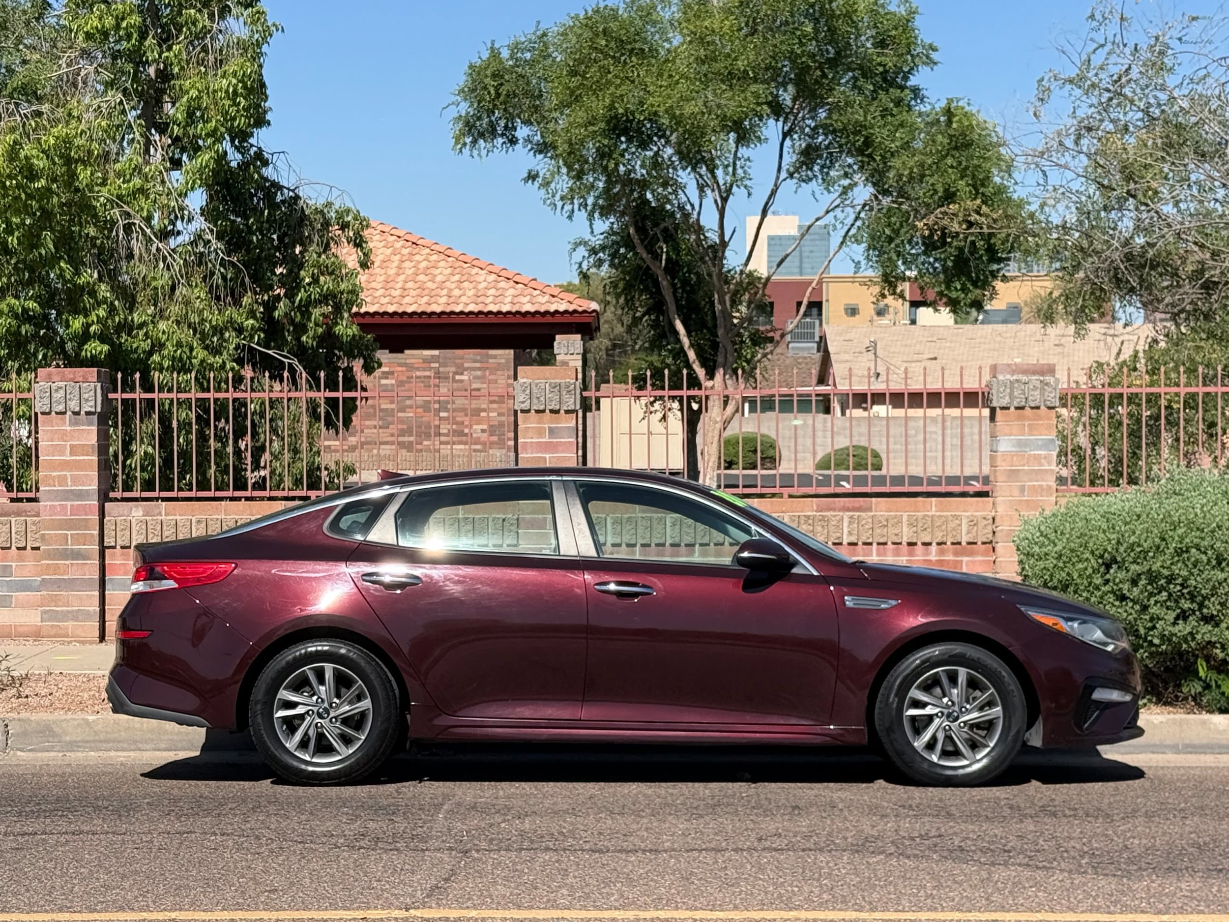 Used 2020 Kia Optima LX FWD image 9