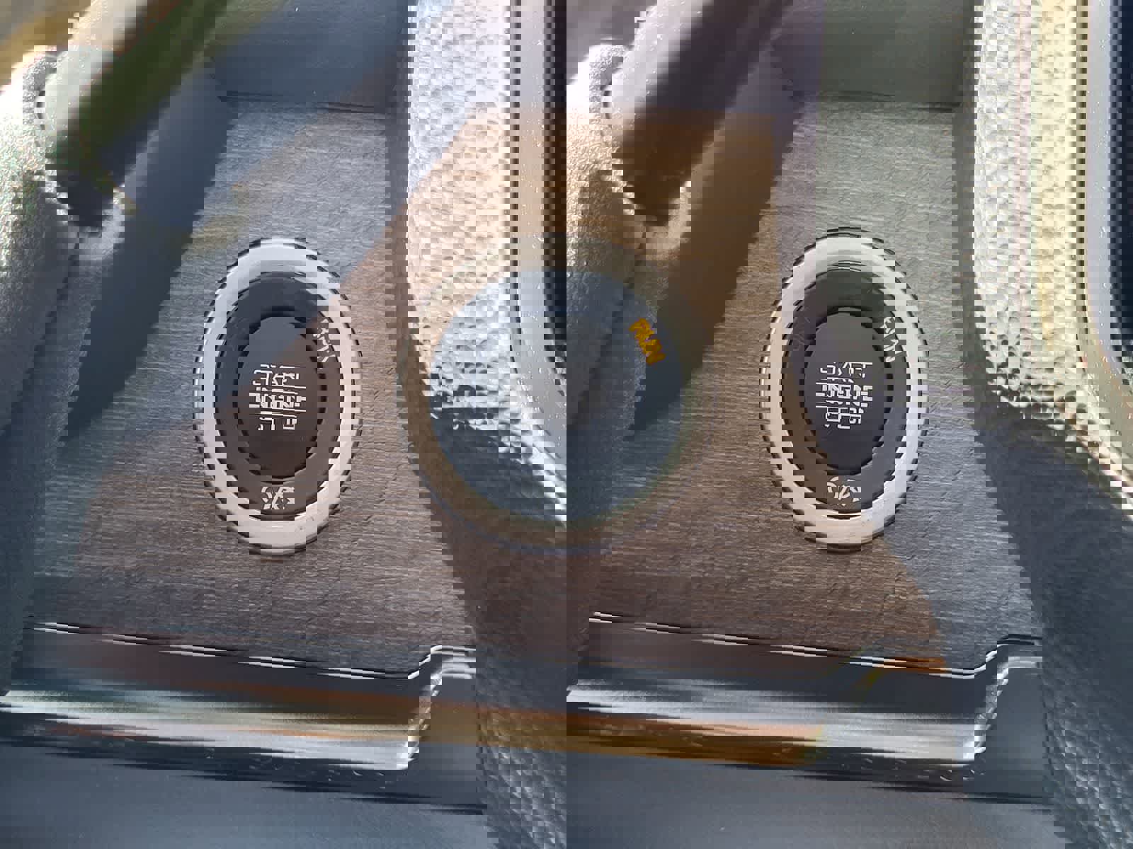 Used 2025 RAM 3500 Longhorn AWD/4WD image 22