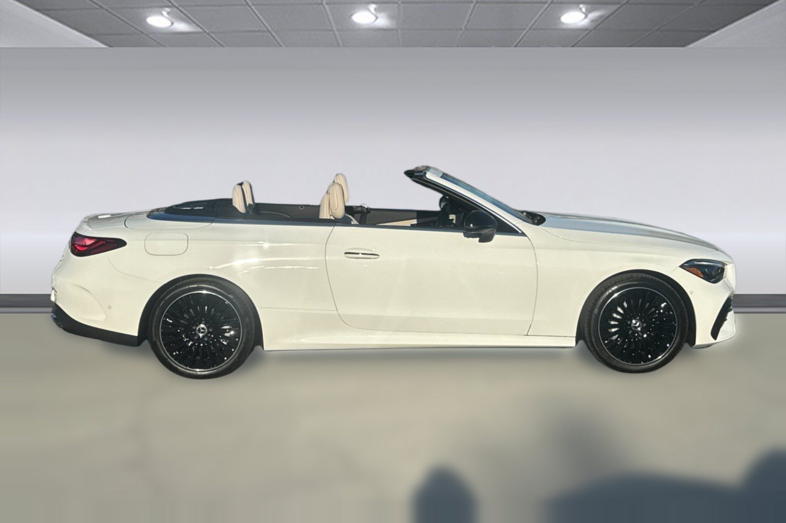 New 2027 Mercedes-Benz CLE 300 4MATIC Cabriolet image 8