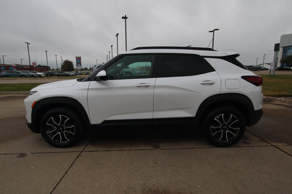 Used 2025 Chevrolet TrailBlazer ACTIV FWD image 17