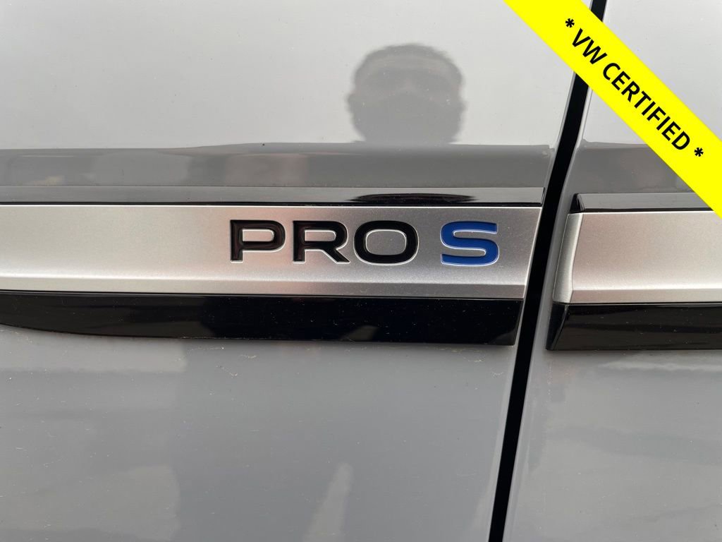 Used 2022 Volkswagen ID.4 Pro S w/ Gradient Package RWD image 4