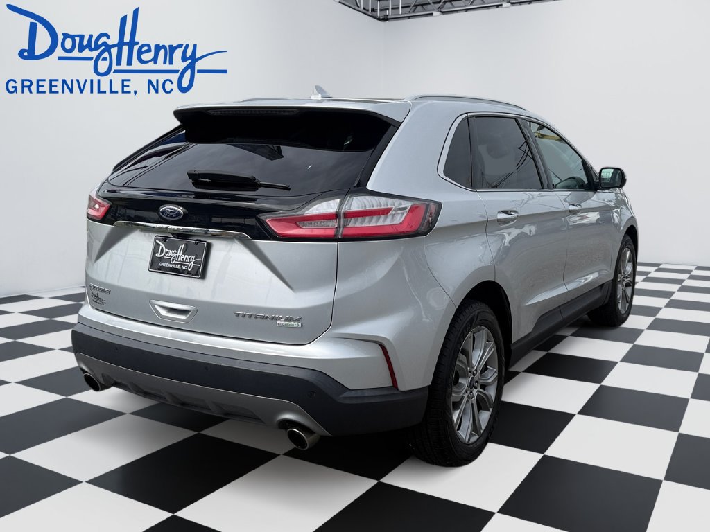Used 2019 Ford Edge Titanium FWD image 5