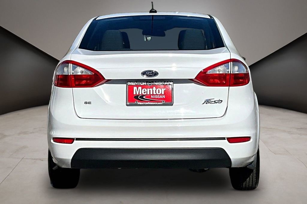 Used 2017 Ford Fiesta SE FWD image 5