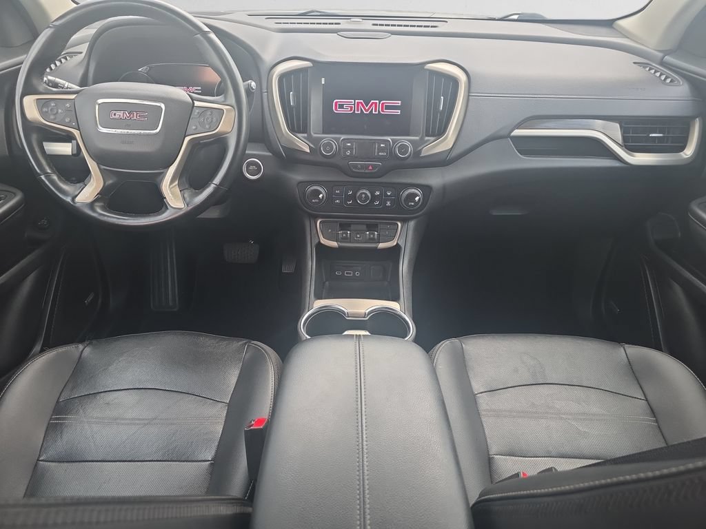 Used 2023 GMC Terrain Denali w/ Denali Premium Package AWD/4WD image 12