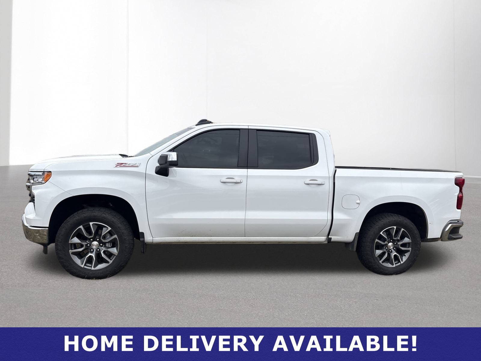 Used 2025 Chevrolet Silverado 1500 LT image 7