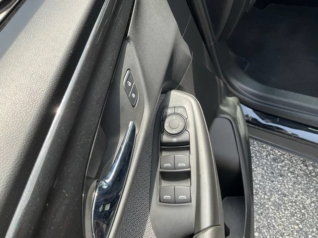 Used 2025 Chevrolet TrailBlazer LT AWD/4WD image 7