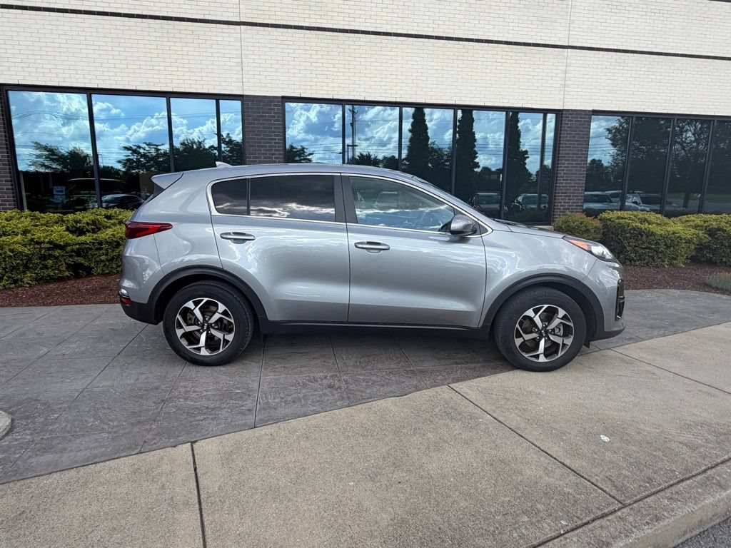 Used 2022 Kia Sportage LX FWD image 4