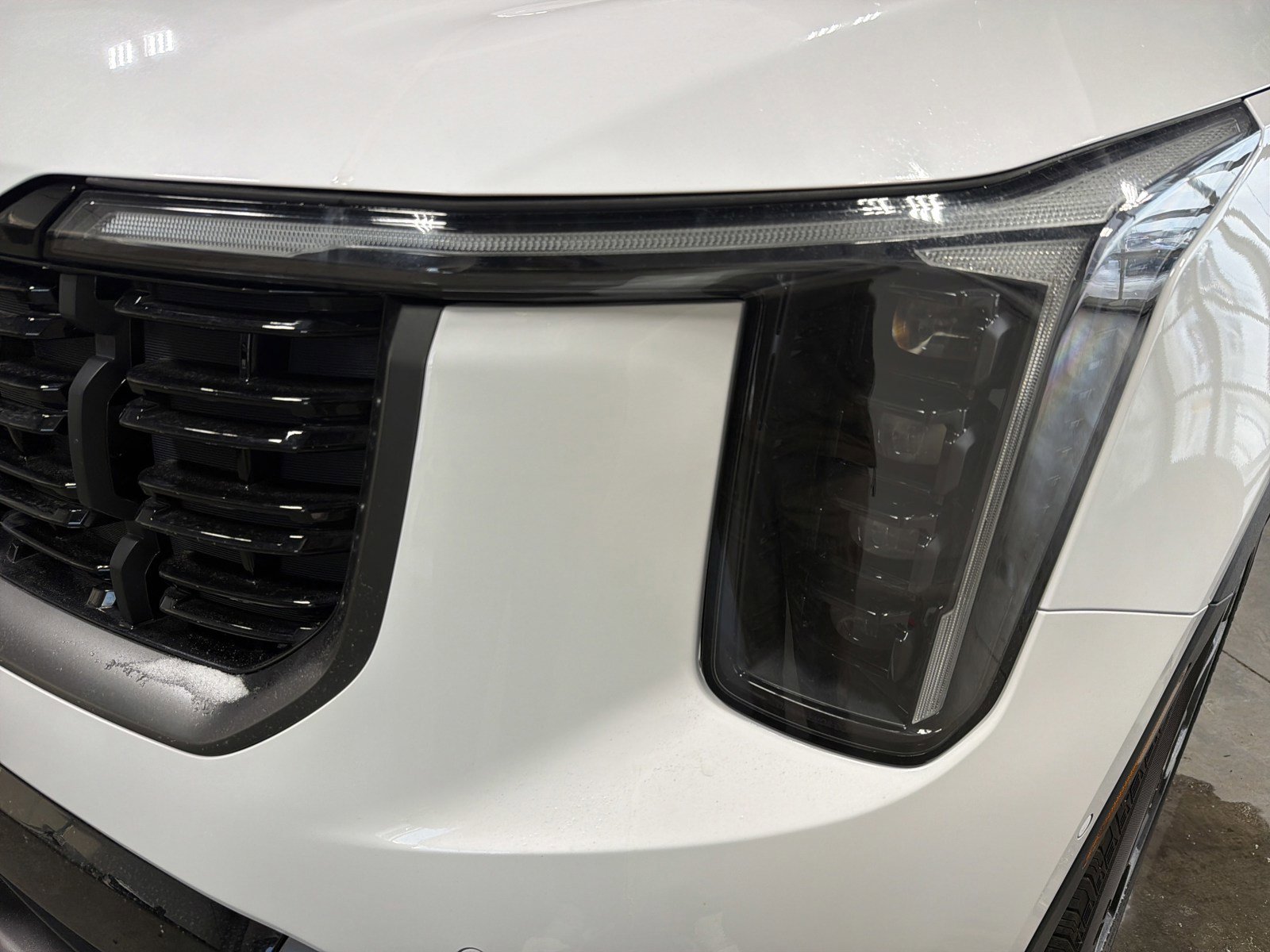 Used 2025 Kia Sorento SX image 10