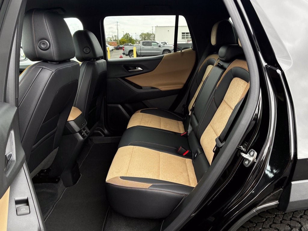 New 2027 Chevrolet Equinox ACTIV w/ Safety and Technology Package AWD/4WD image 35