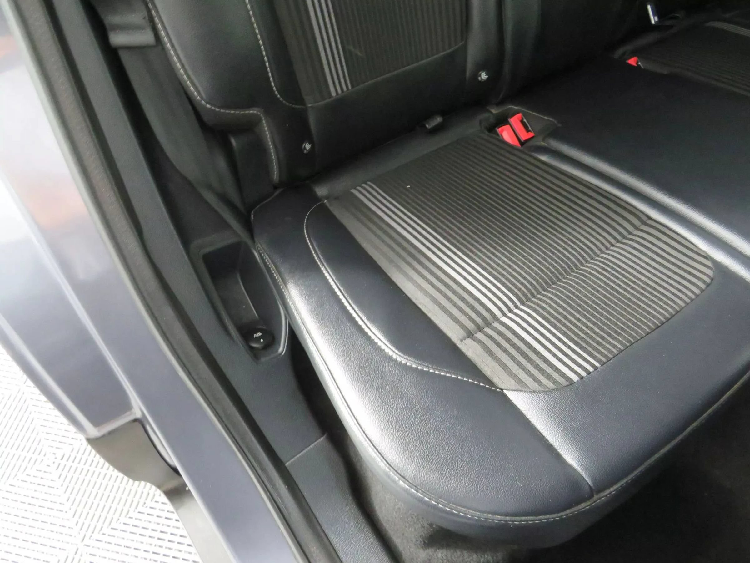 Used 2019 Ford EcoSport SES AWD/4WD image 40