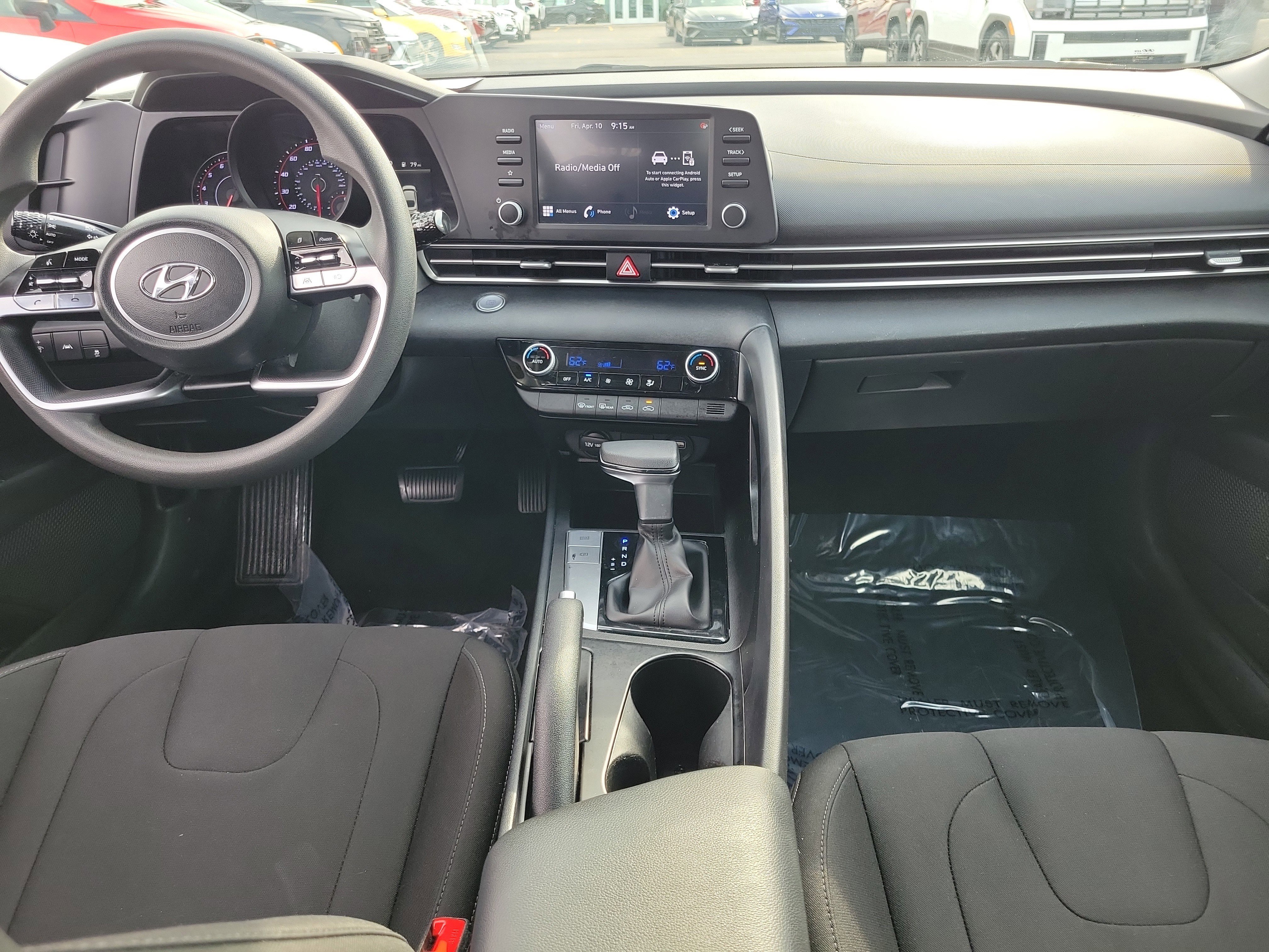 Used 2023 Hyundai Elantra SEL FWD image 9