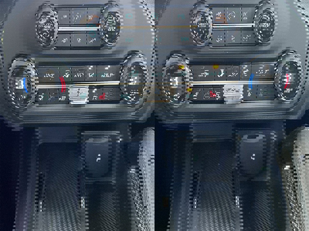 New 2025 Ford Bronco Raptor image 6