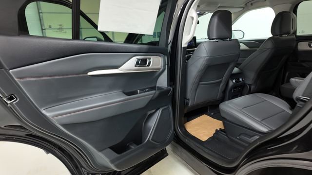 Used 2026 Ford Explorer Active w/ Active Comfort Package AWD/4WD image 20