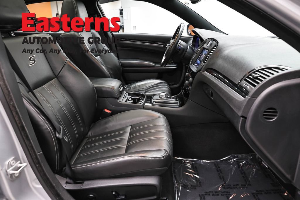Used 2020 Chrysler 300 S image 25
