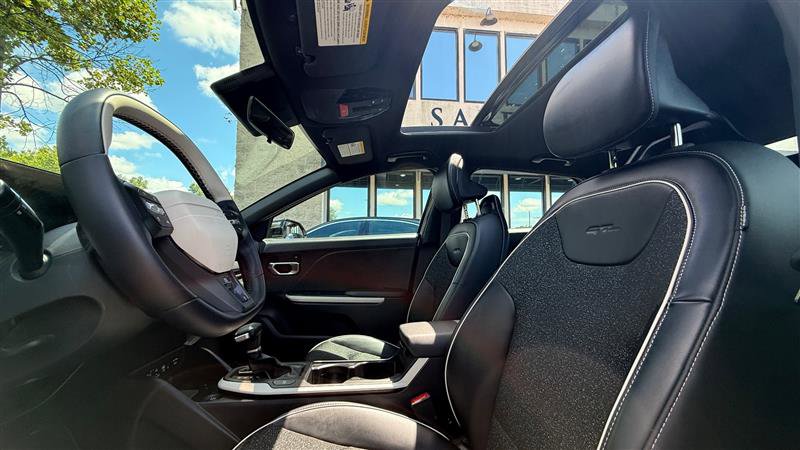 Used 2025 Kia K4 GT-Line w/ GT-Line Sunroof Package image 9