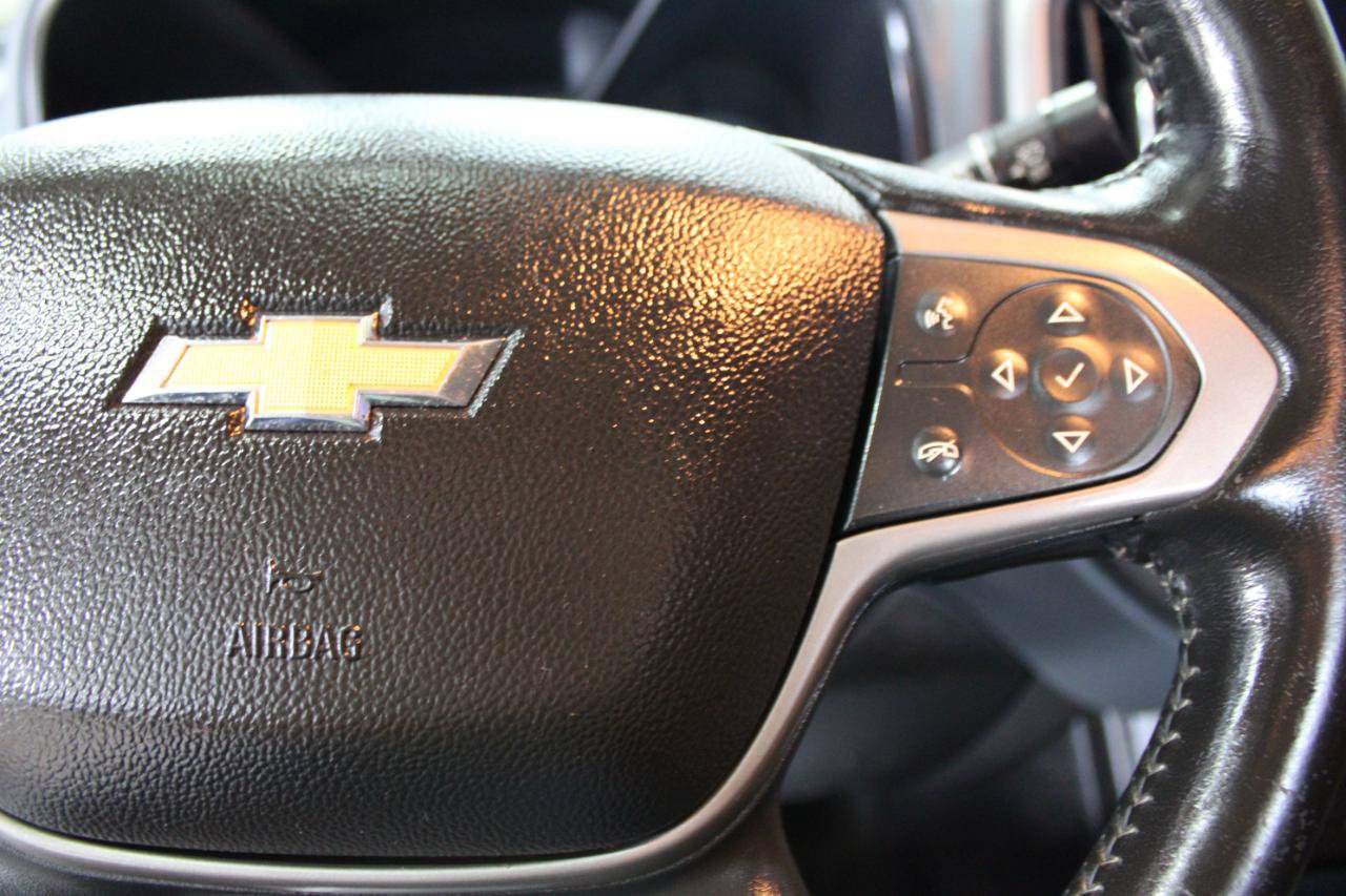 Used 2021 Chevrolet Colorado Z71 w/ Z71 Midnight Edition AWD/4WD image 19