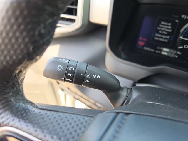 Used 2024 Toyota Tundra Limited w/ Power Package AWD/4WD image 23