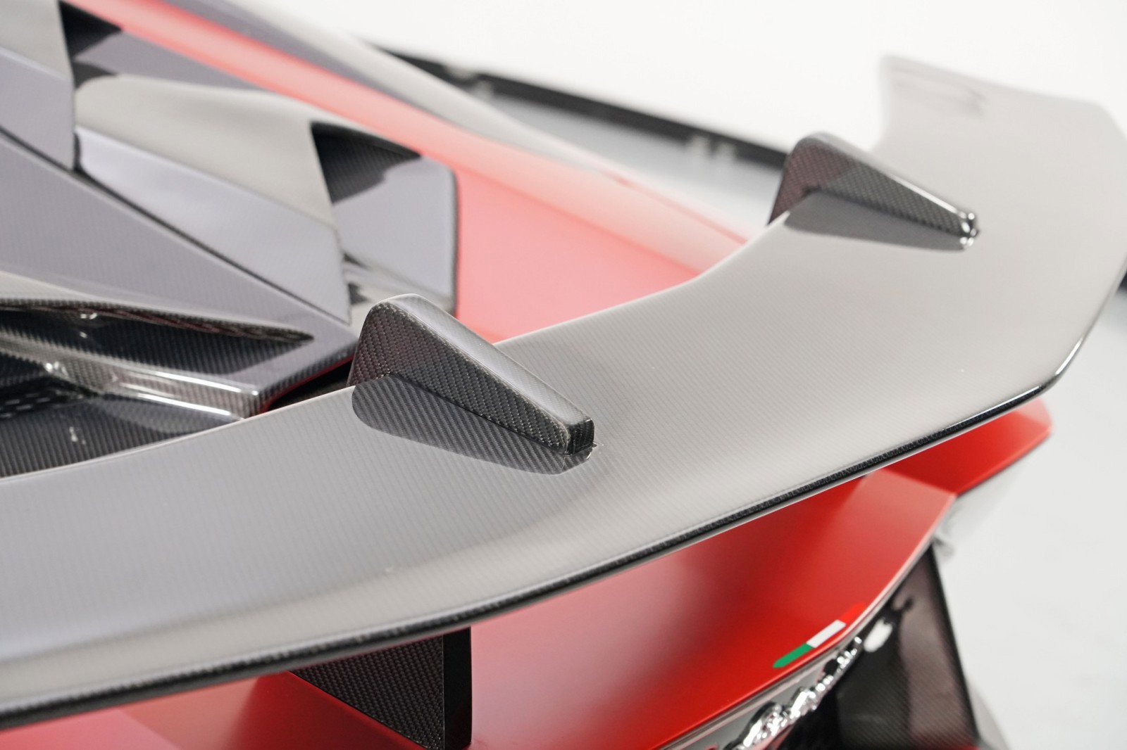 Used 2017 Lamborghini Aventador S image 85