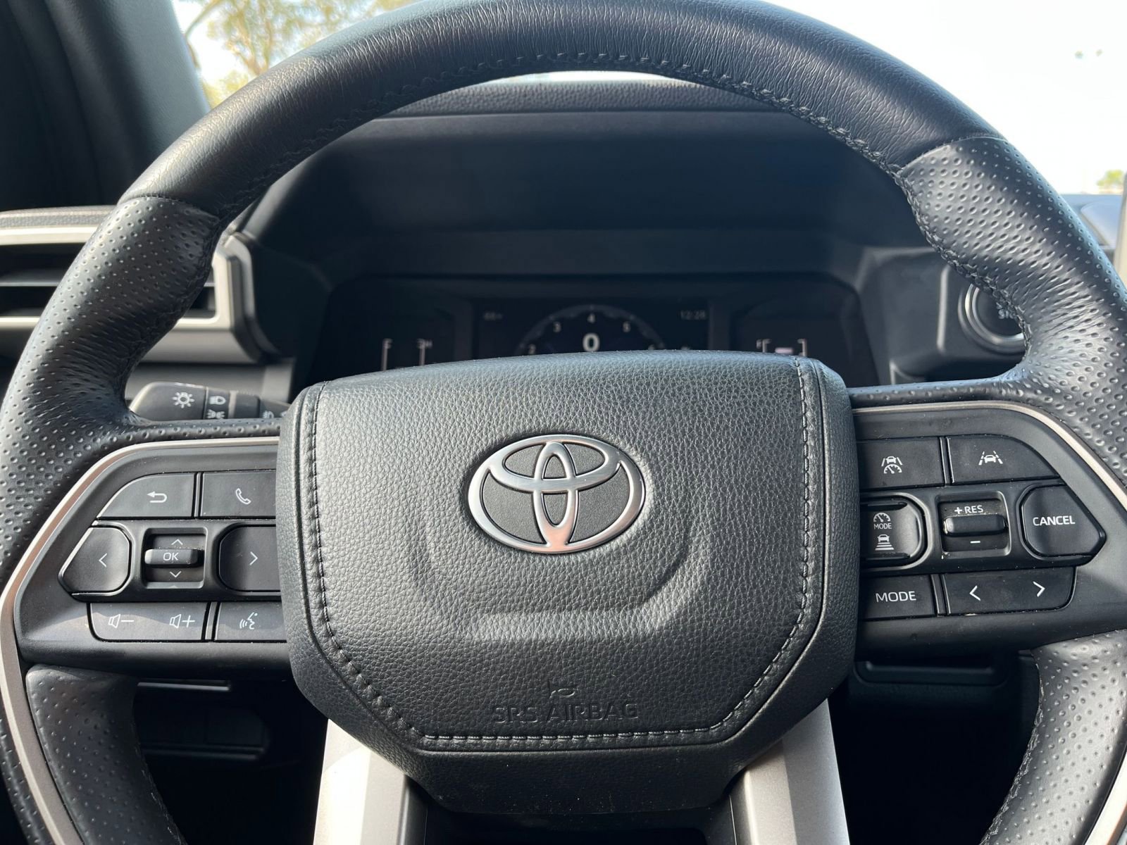 Used 2025 Toyota 4Runner SR5 image 28