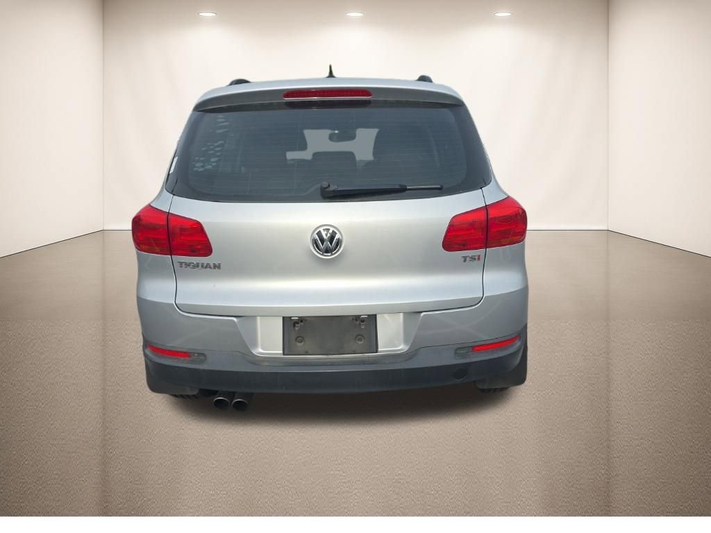 Used 2016 Volkswagen Tiguan S image 6