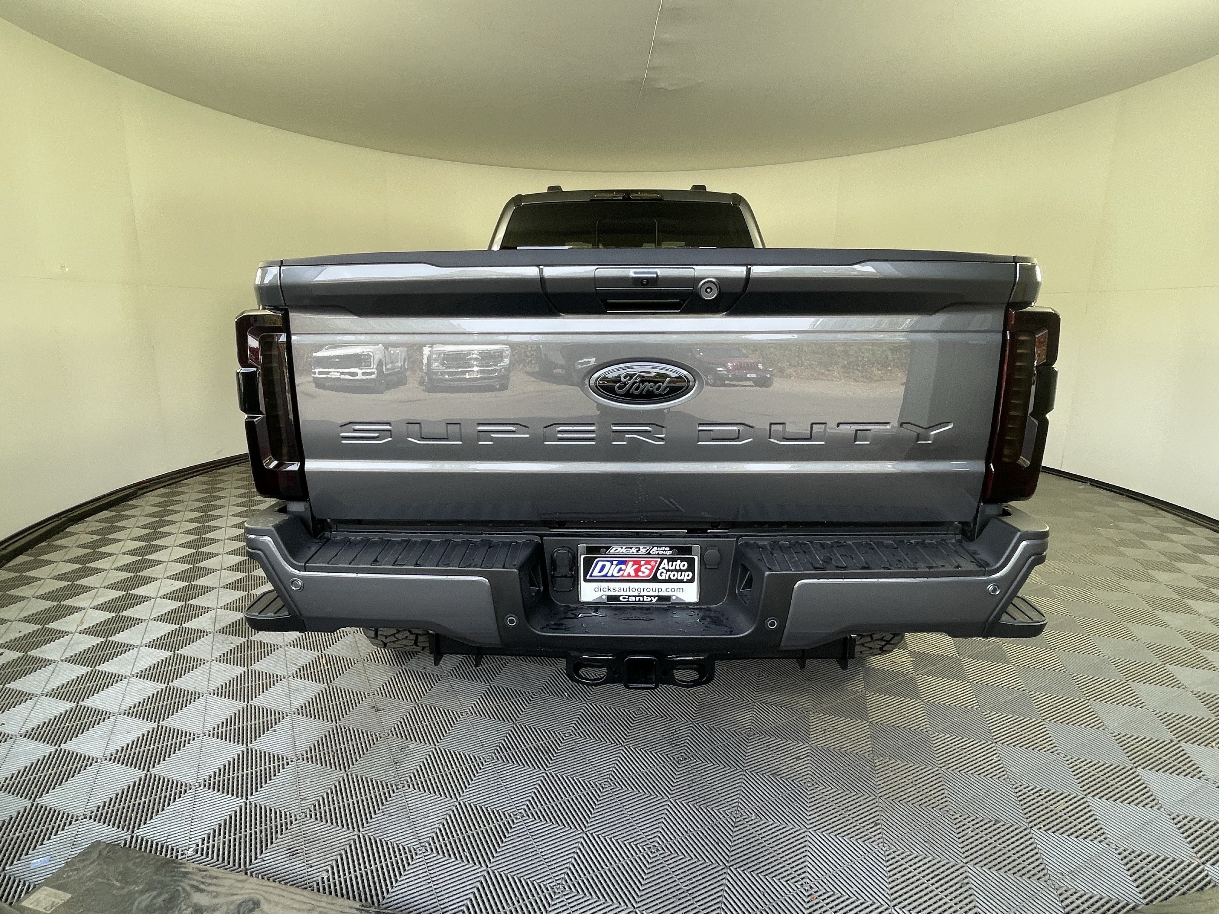 New 2026 Ford F250 XLT w/ XLT Premium Package AWD/4WD image 4