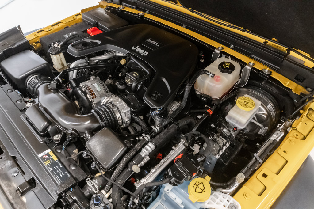 Used 2019 Jeep Wrangler Unlimited Sport S AWD/4WD image 4