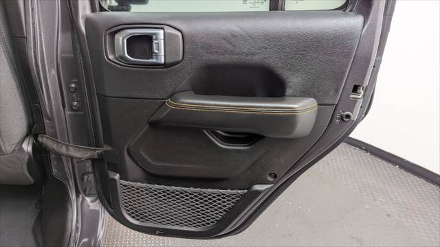 Used 2025 Jeep Wrangler Unlimited Sahara AWD/4WD image 19