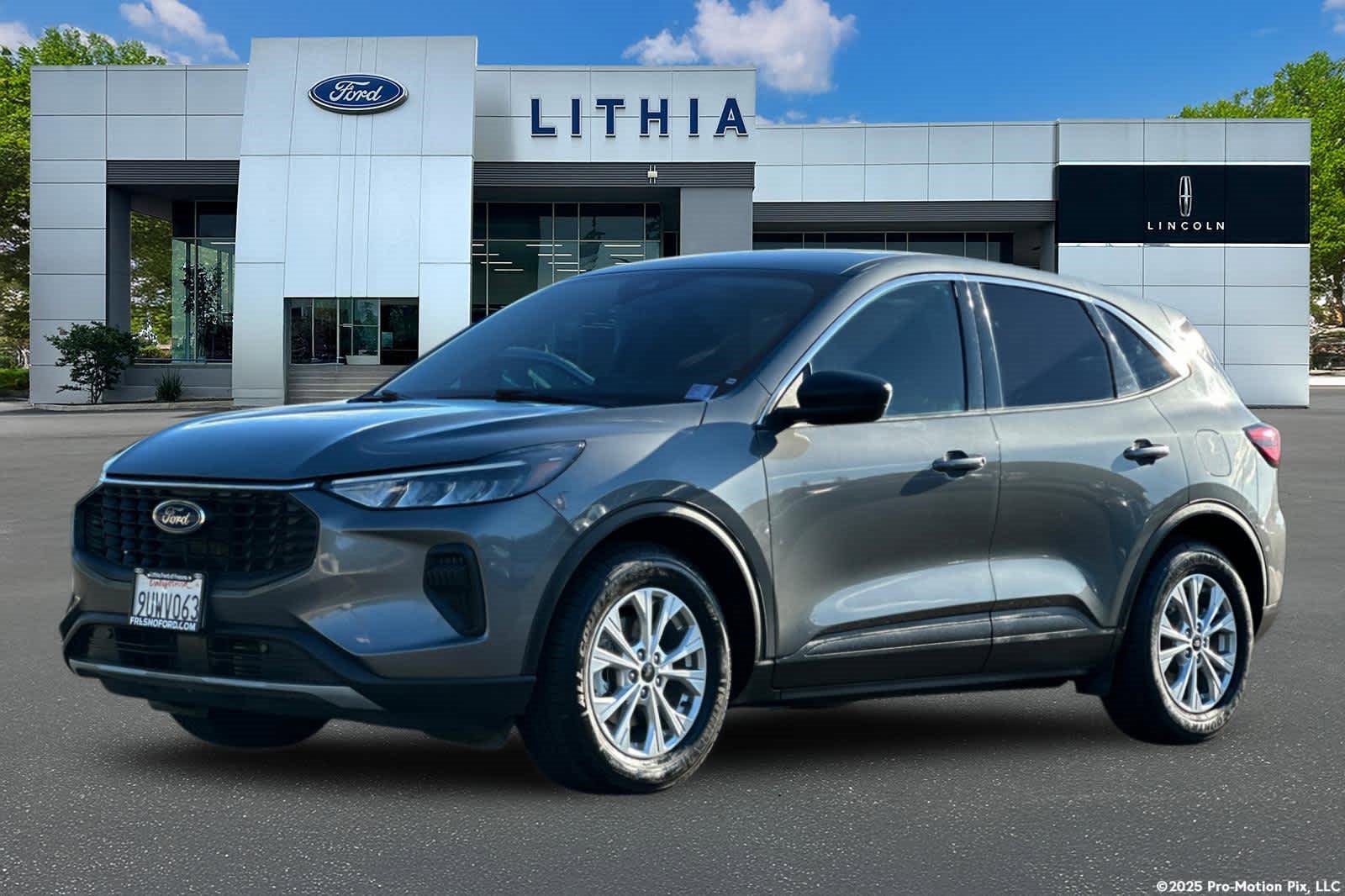 Certified 2024 Ford Escape Active image 1