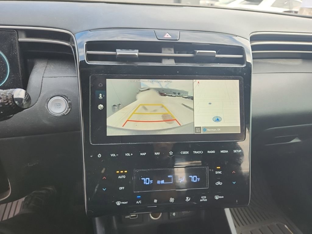 Used 2023 Hyundai Santa Cruz SEL Premium image 9