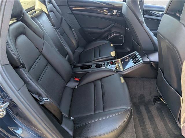 Used 2019 Porsche Panamera 4 image 19