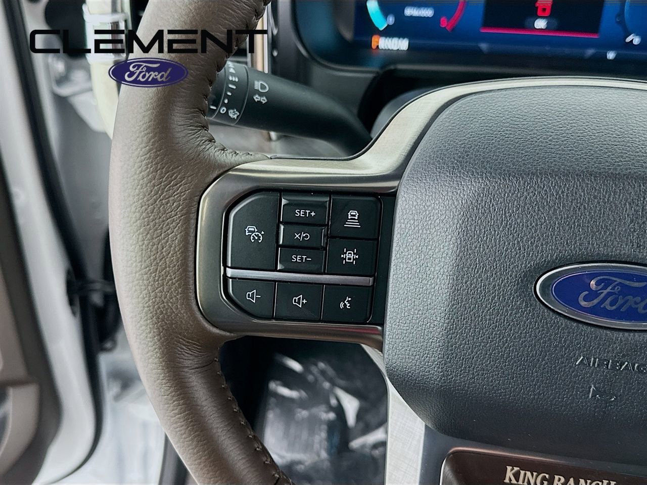New 2026 Ford F350 King Ranch w/ Chrome Package AWD/4WD image 15