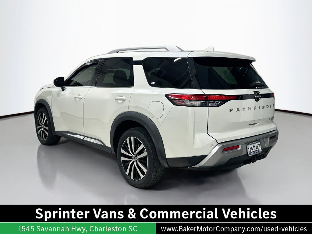 Used 2023 Nissan Pathfinder Platinum AWD/4WD image 3