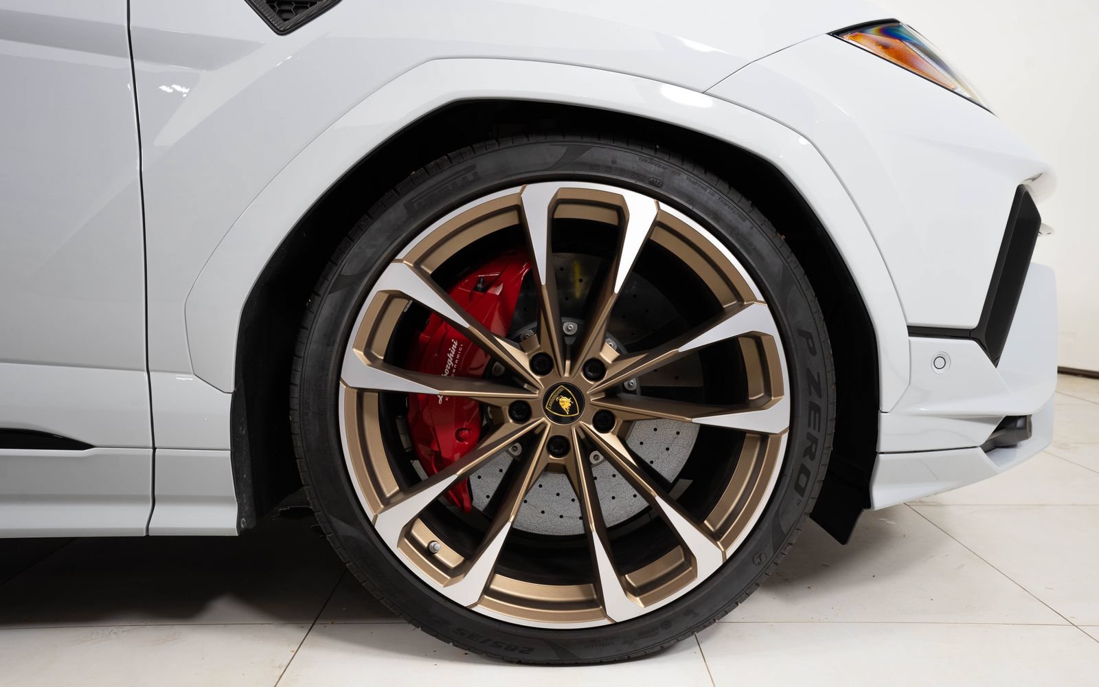Used 2023 Lamborghini Urus S AWD/4WD image 13