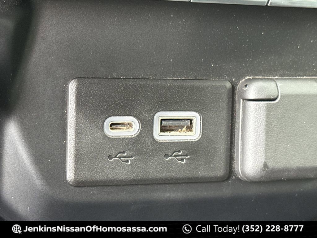 Used 2020 GMC Sierra 1500 SLT w/ SLT Premium Plus Package image 25